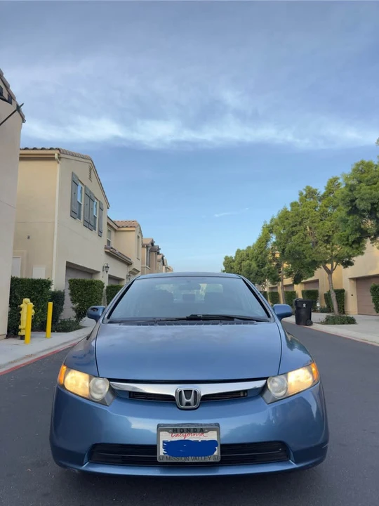 2007 Honda Civic 8th Gen - Image 2 of 10