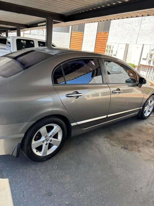 2007 Honda Civic 8th Gen - Image 5 of 9