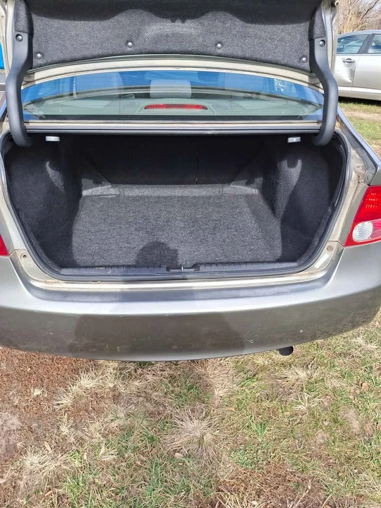 2007 Honda Civic 8th Gen - Image 5 of 8