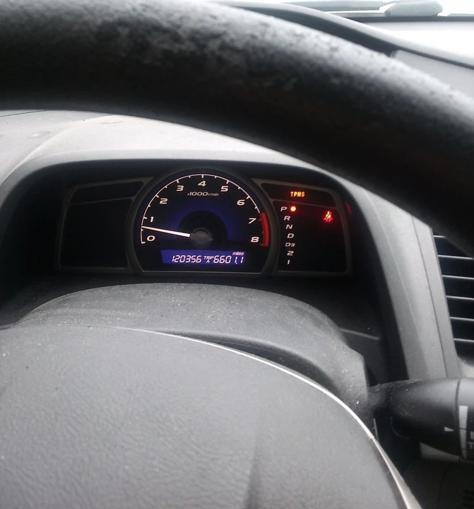 2007 Honda Civic 8th Gen - Image 6 of 10