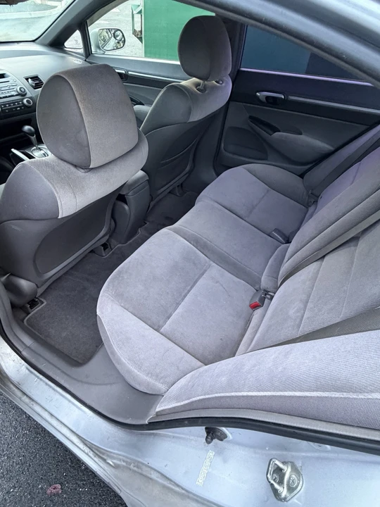 2007 Honda Civic 8th Gen - Image 6 of 10