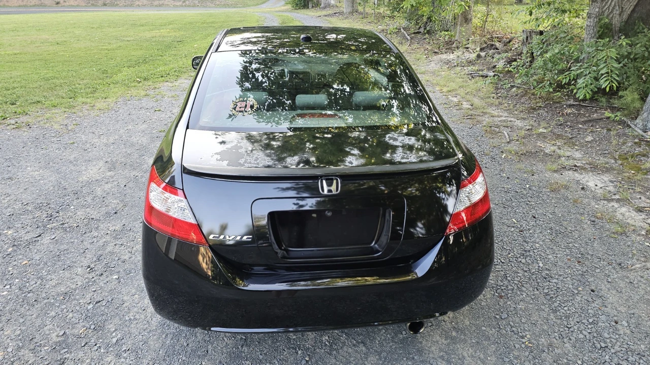 2007 Honda Civic 8th Gen - Image 6 of 7