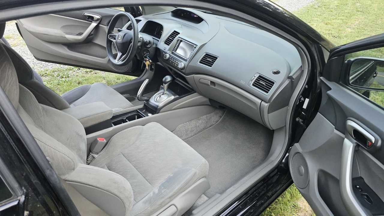2007 Honda Civic 8th Gen - Image 4 of 7