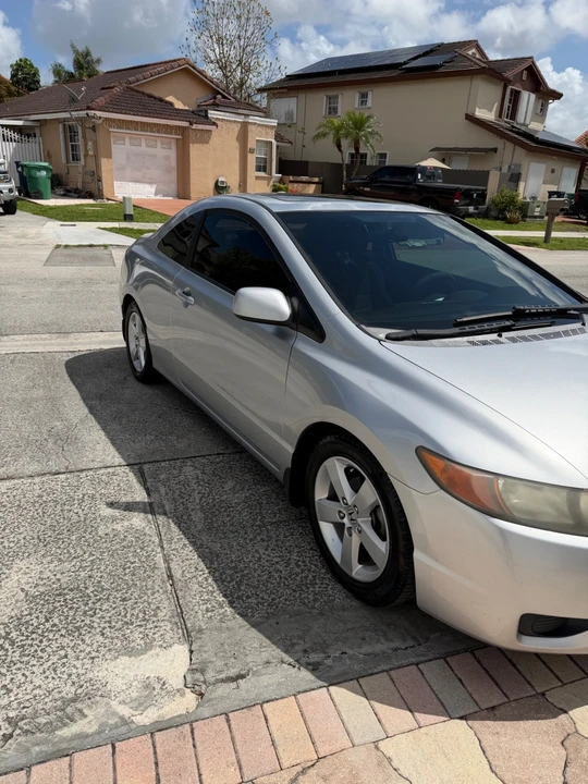 2007 Honda Civic 8th Gen - Image 3 of 8