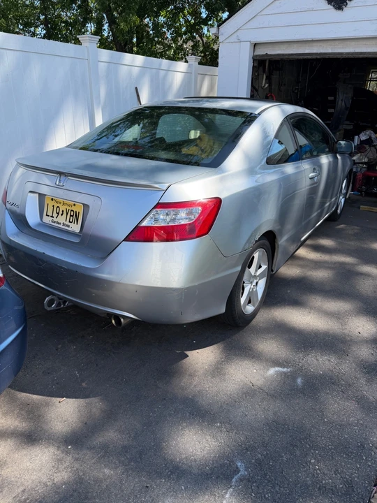 2007 Honda Civic 8th Gen - Image 7 of 9