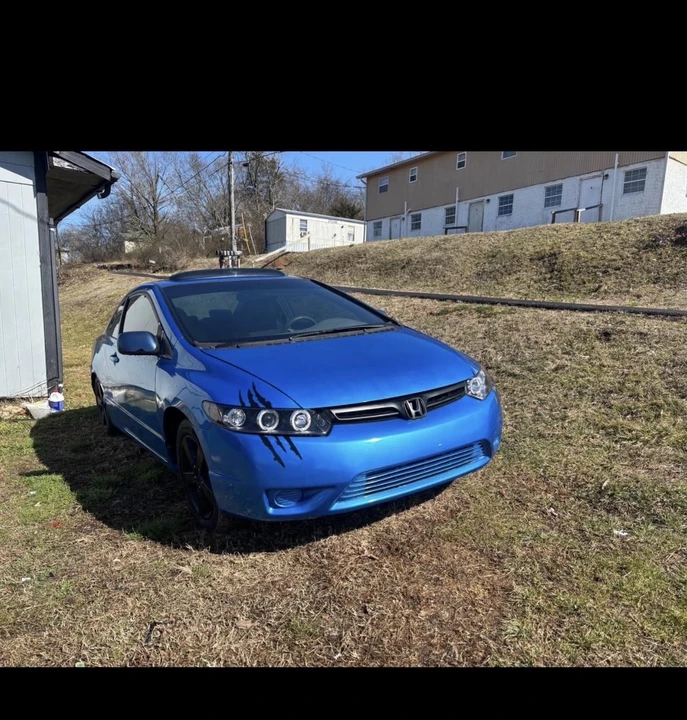 2007 Honda Civic 8th Gen - Image 2 of 6