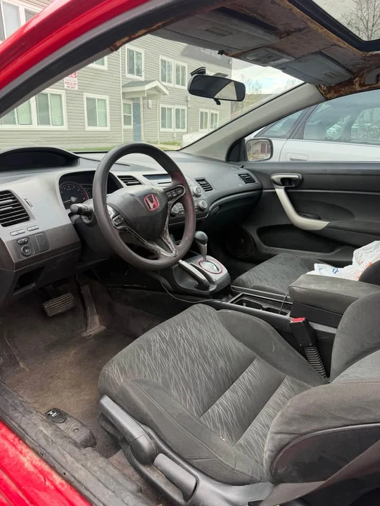 2007 Honda Civic 8th Gen - Image 2 of 7