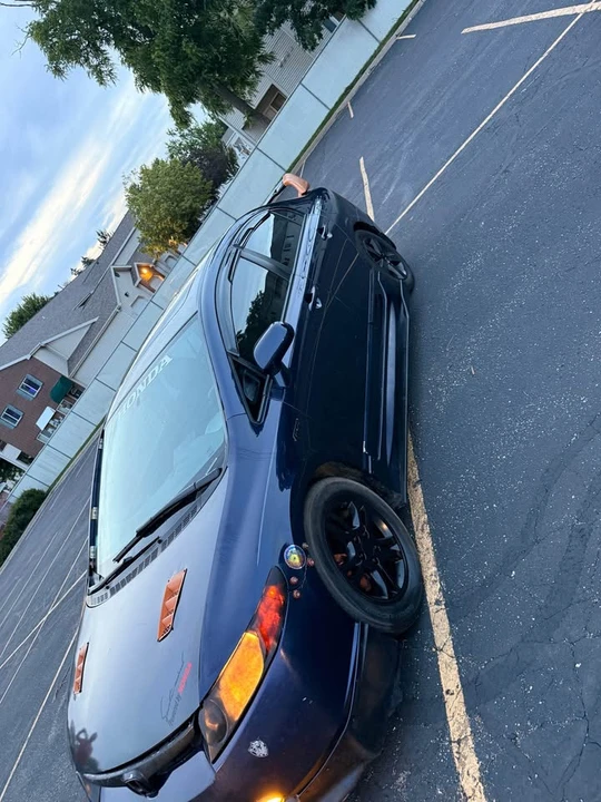 2007 Honda Civic 8th Gen - Image 3 of 11