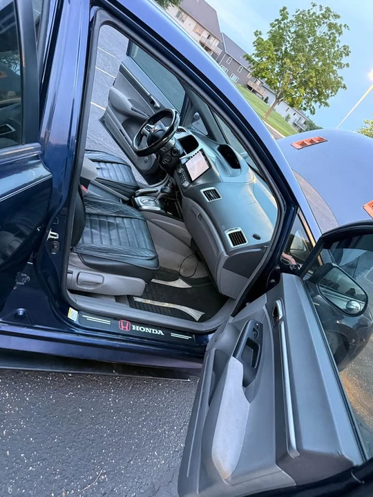 2007 Honda Civic 8th Gen - Image 9 of 11