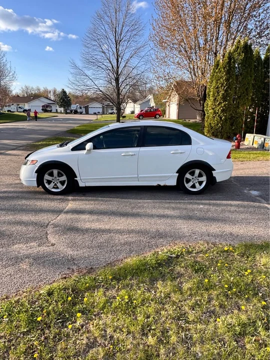 2007 Honda Civic 8th Gen - Image 6 of 13