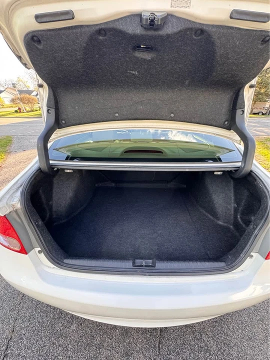2007 Honda Civic 8th Gen - Image 11 of 13