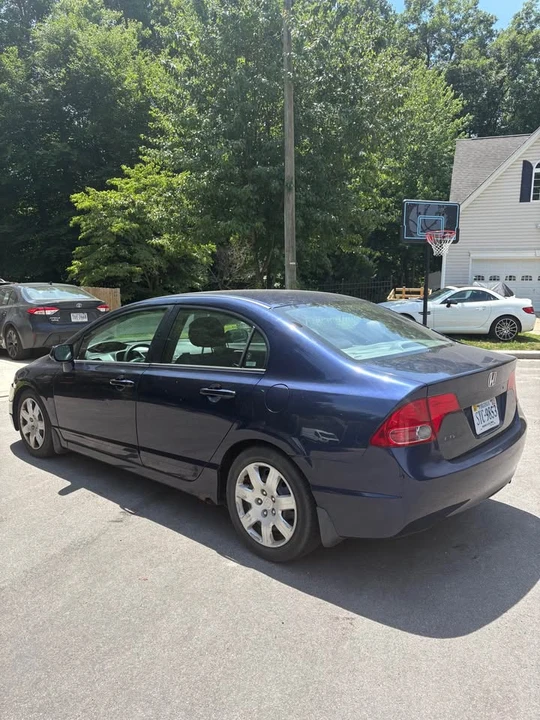 2007 Honda Civic 8th Gen - Image 7 of 9