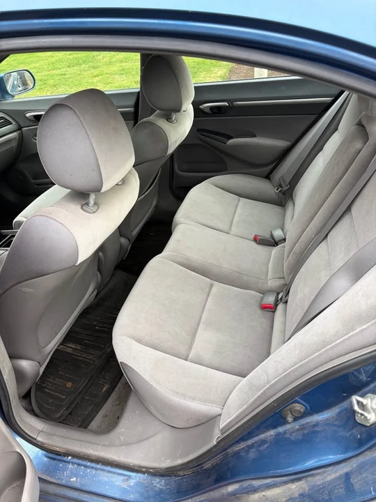 2007 Honda Civic 8th Gen - Image 8 of 10