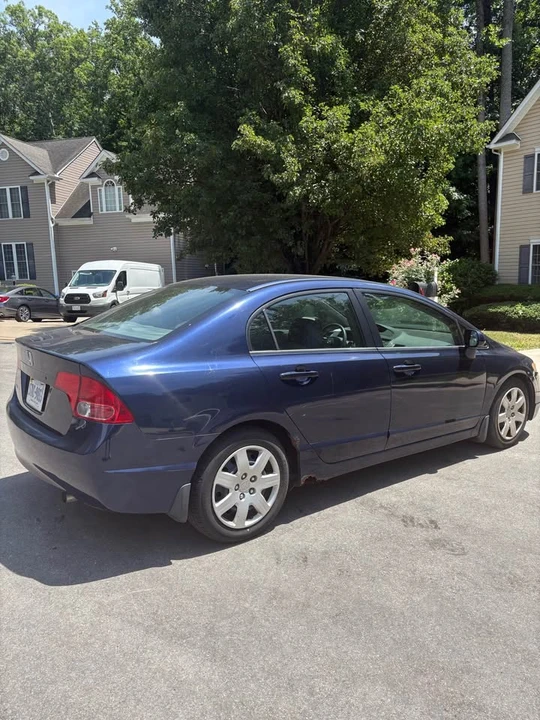 2007 Honda Civic 8th Gen - Image 8 of 9