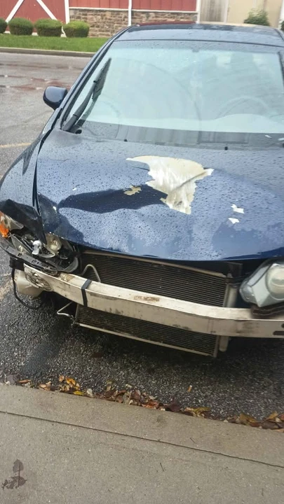 2007 Honda Civic 8th Gen - Image 2 of 2