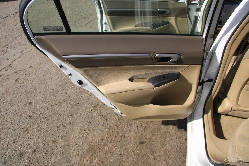 2007 Honda Civic 8th Gen - Image 20 of 21