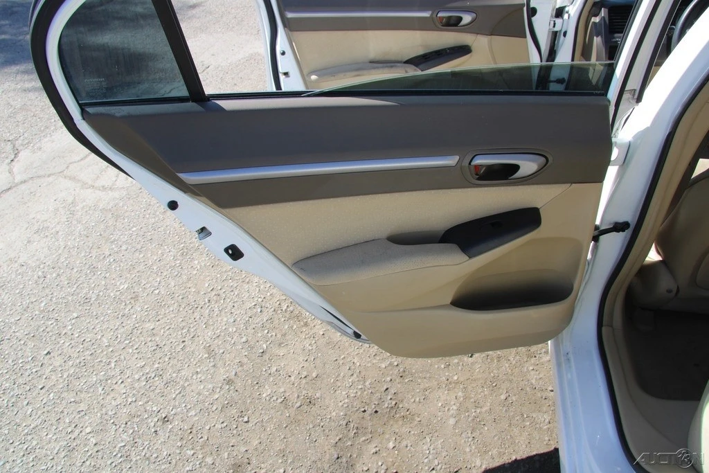 2007 Honda Civic 8th Gen - Image 18 of 21