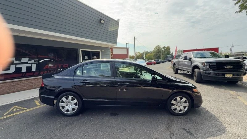 2007 Honda Civic 8th Gen - Image 7 of 12