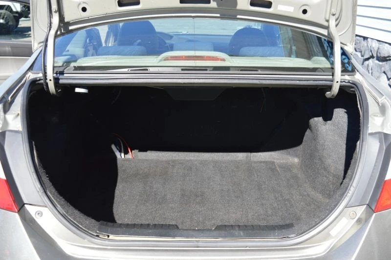 2007 Honda Civic 8th Gen - Image 9 of 12