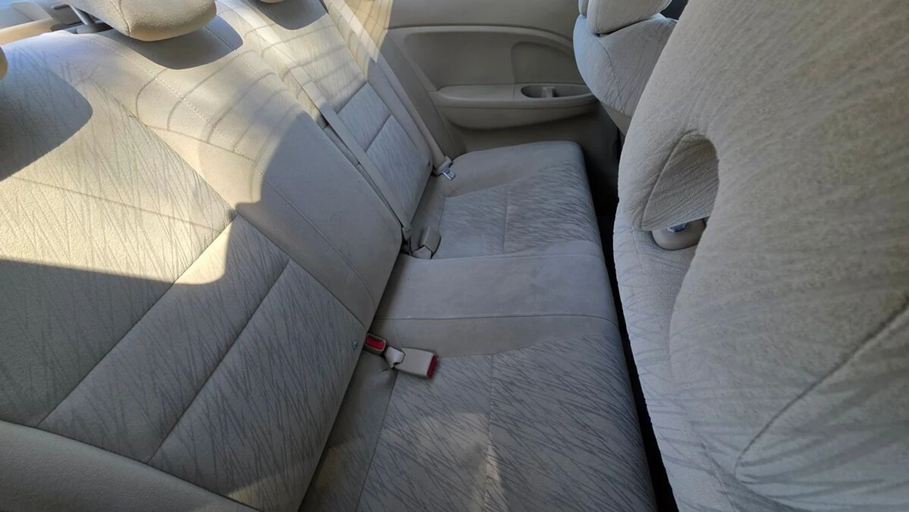 2007 Honda Civic 8th Gen - Image 19 of 28