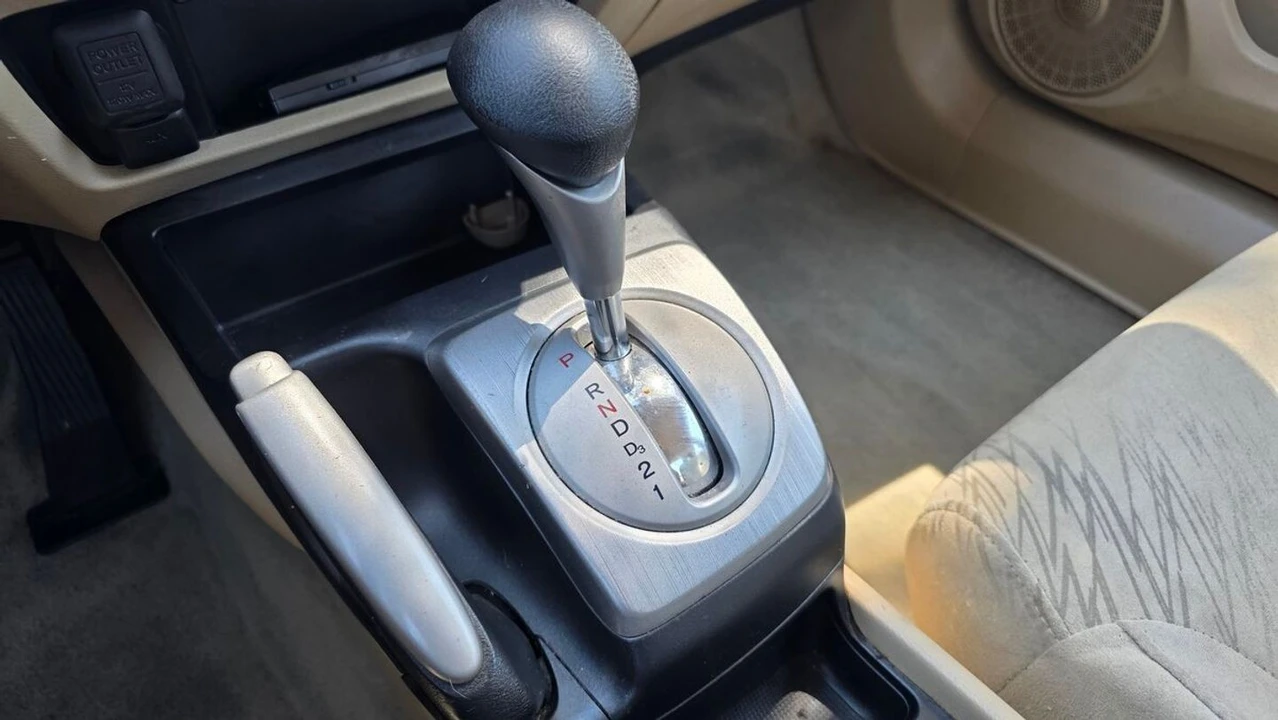 2007 Honda Civic 8th Gen - Image 23 of 28