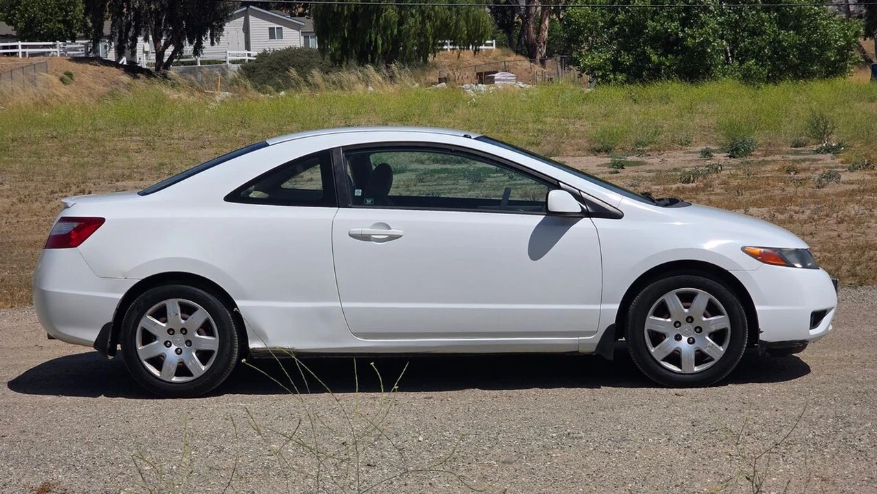 2007 Honda Civic 8th Gen - Image 9 of 28