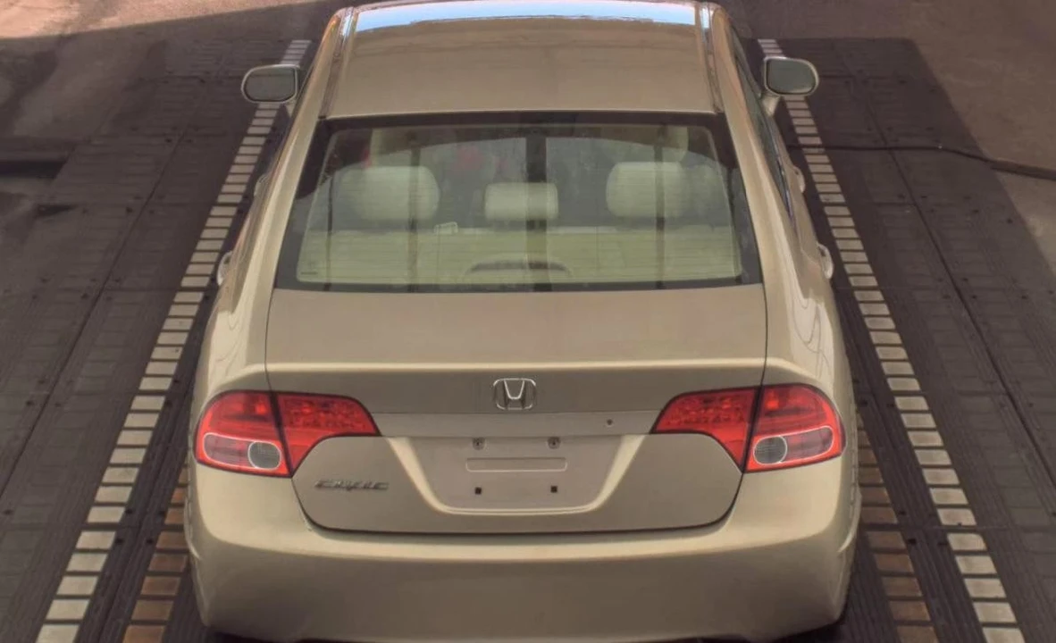 2007 Honda Civic 8th Gen - Image 5 of 12