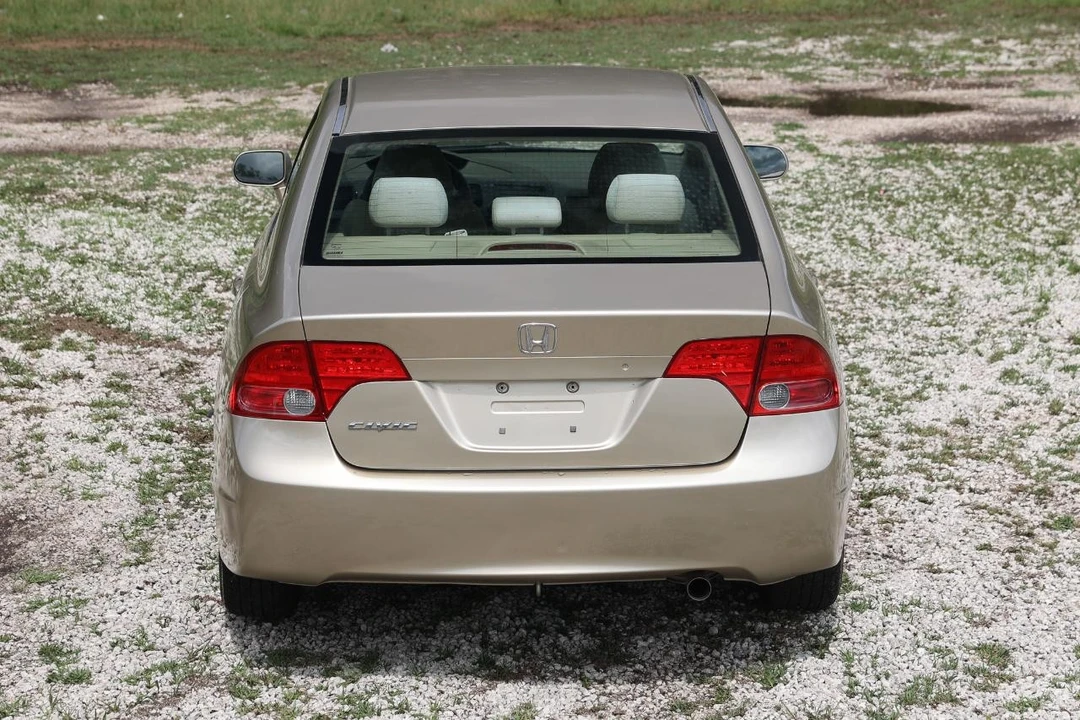 2007 Honda Civic 8th Gen - Image 9 of 31