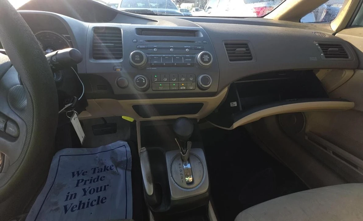 2007 Honda Civic 8th Gen - Image 9 of 12