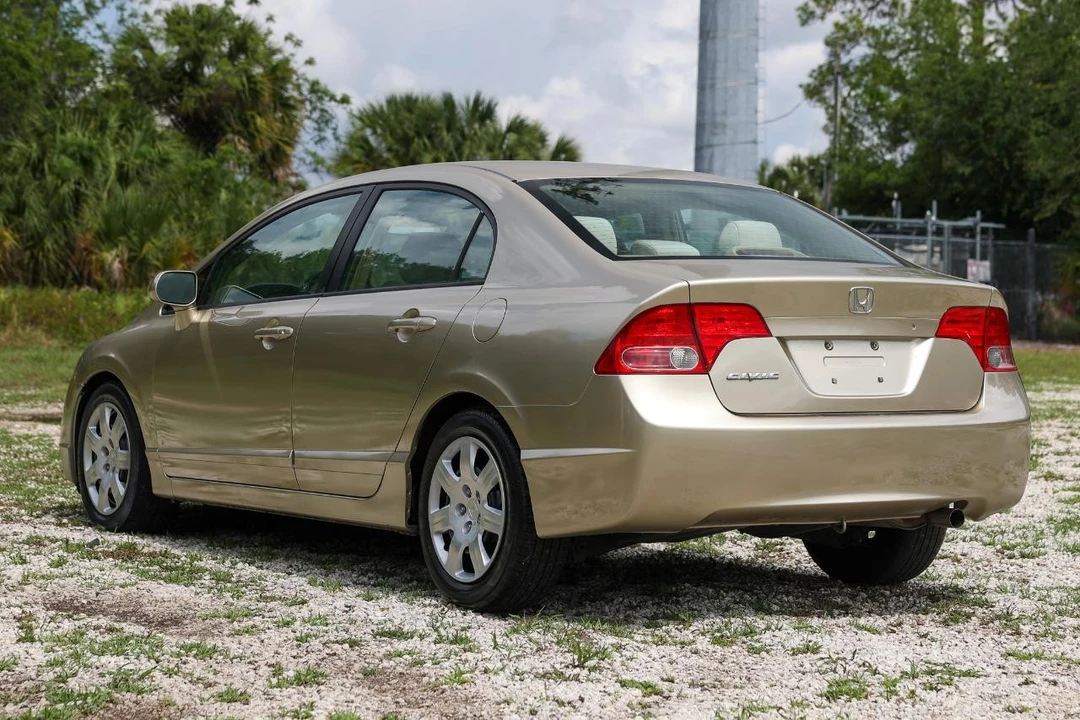 2007 Honda Civic 8th Gen - Image 5 of 31