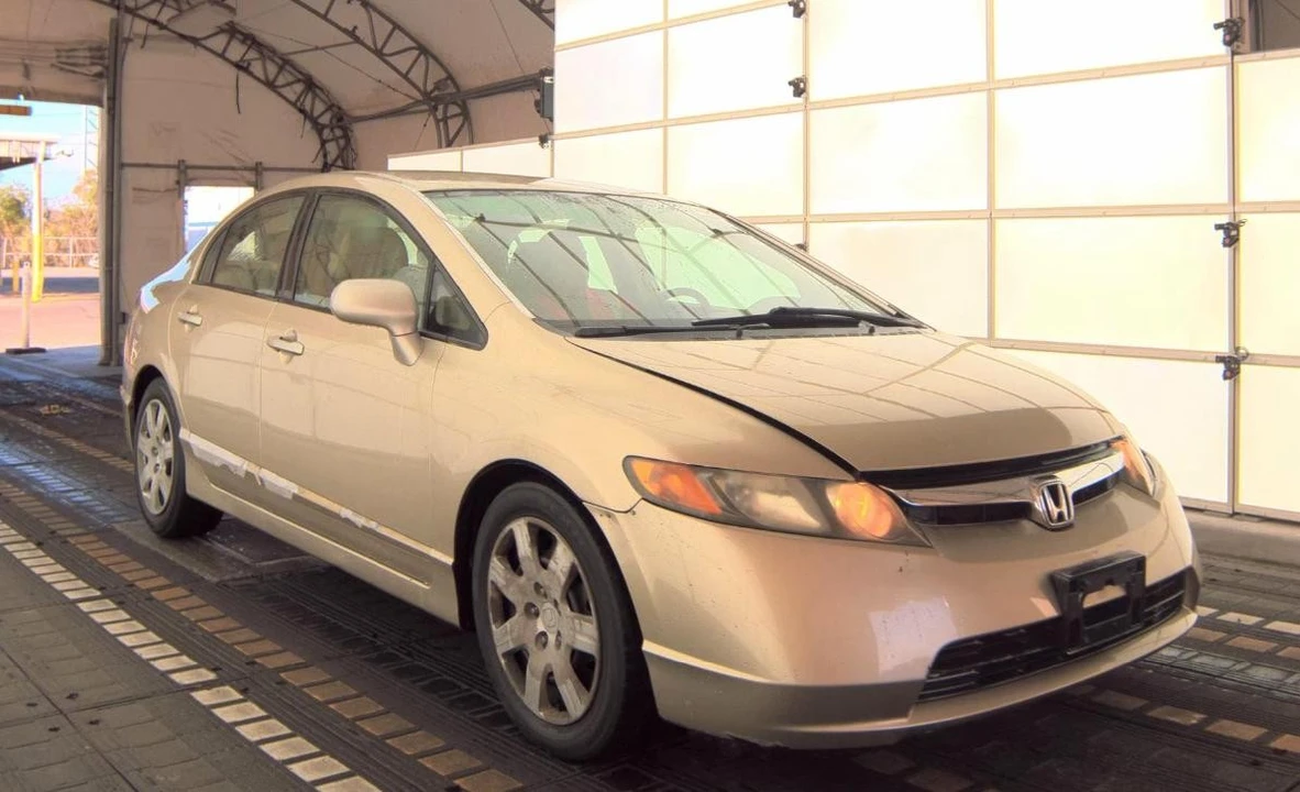 2007 Honda Civic 8th Gen - Image 3 of 12