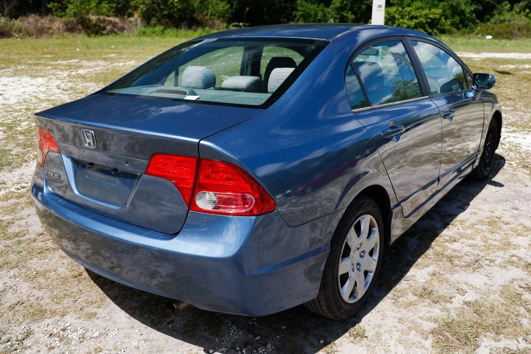 2007 Honda Civic 8th Gen - Image 11 of 21