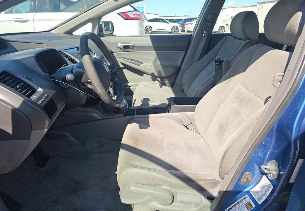 2007 Honda Civic 8th Gen - Image 9 of 15