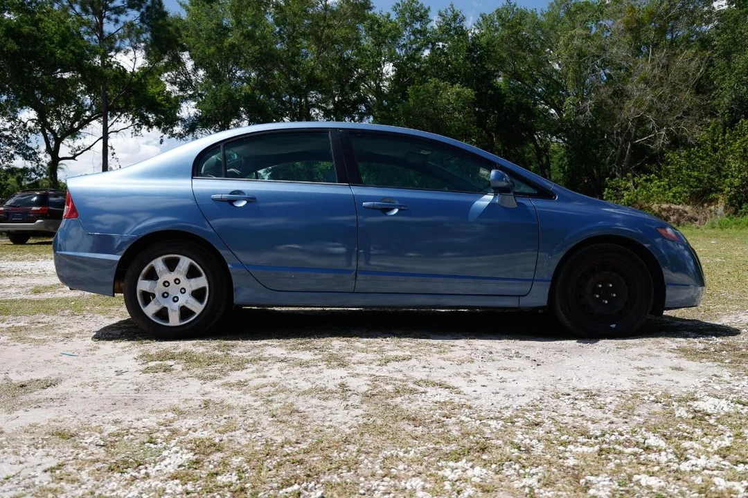 2007 Honda Civic 8th Gen - Image 13 of 21