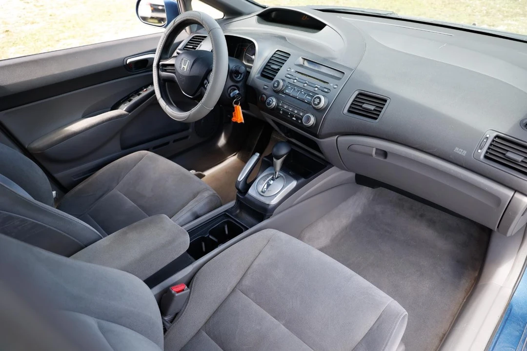 2007 Honda Civic 8th Gen - Image 18 of 21