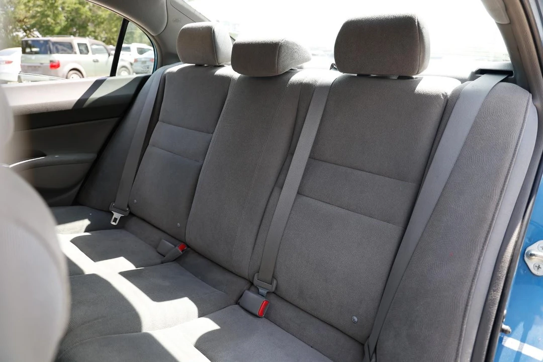 2007 Honda Civic 8th Gen - Image 8 of 31
