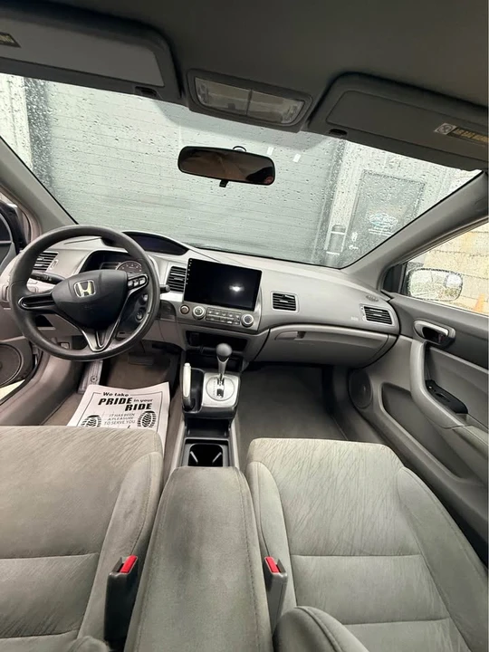 2007 Honda Civic 8th Gen - Image 8 of 13