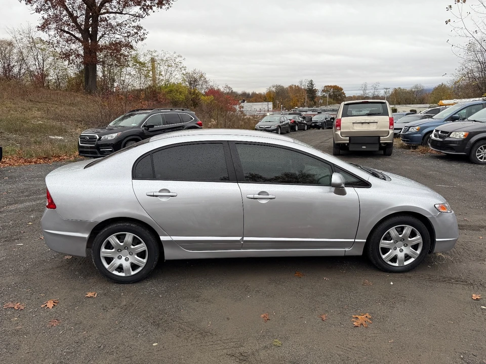 2007 Honda Civic 8th Gen - Image 2 of 19