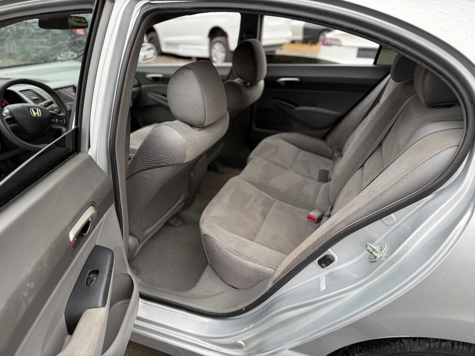 2007 Honda Civic 8th Gen - Image 18 of 19
