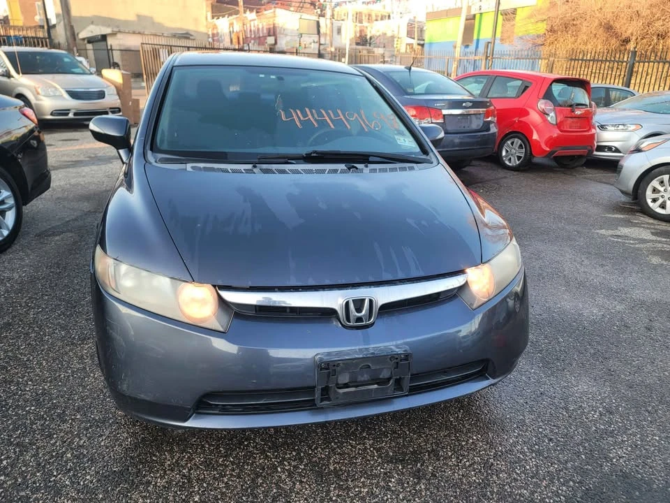 2007 Honda Civic 8th Gen - Image 2 of 9