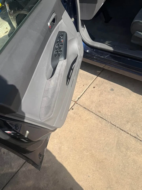 2007 Honda Civic 8th Gen - Image 6 of 16
