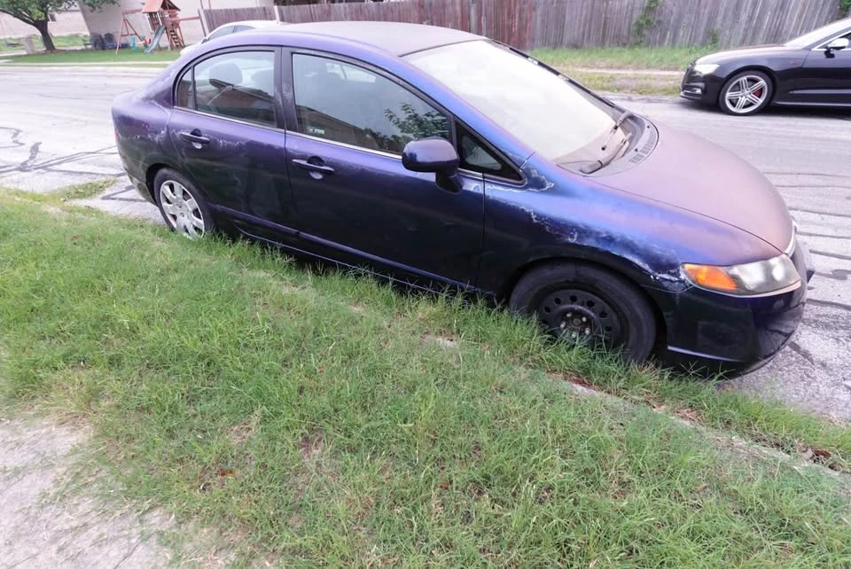 2007 Honda Civic 8th Gen - Image 2 of 16