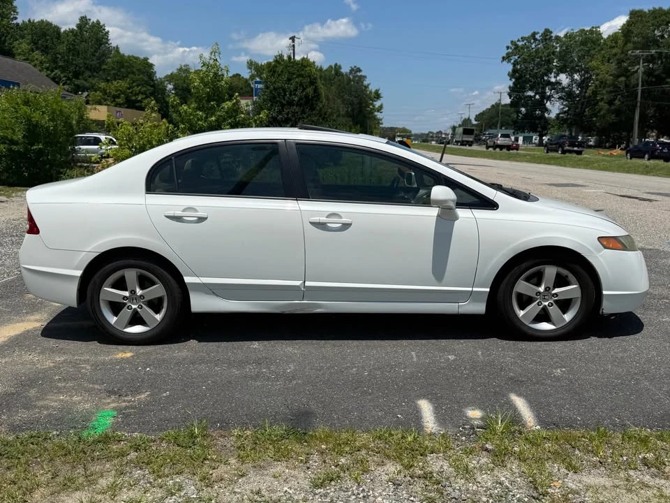 2007 Honda Civic 8th Gen - Image 8 of 15