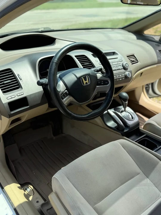 2007 Honda Civic 8th Gen - Image 14 of 15