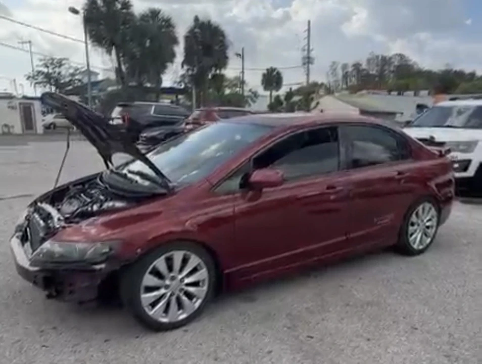 2007 Honda Civic Si 8th Gen - Image 16 of 20