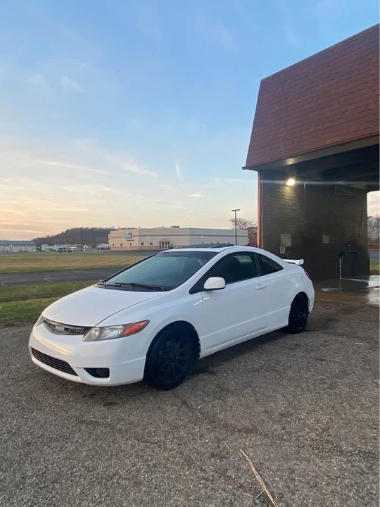 2007 Honda Civic Si 8th Gen - Image 2 of 8