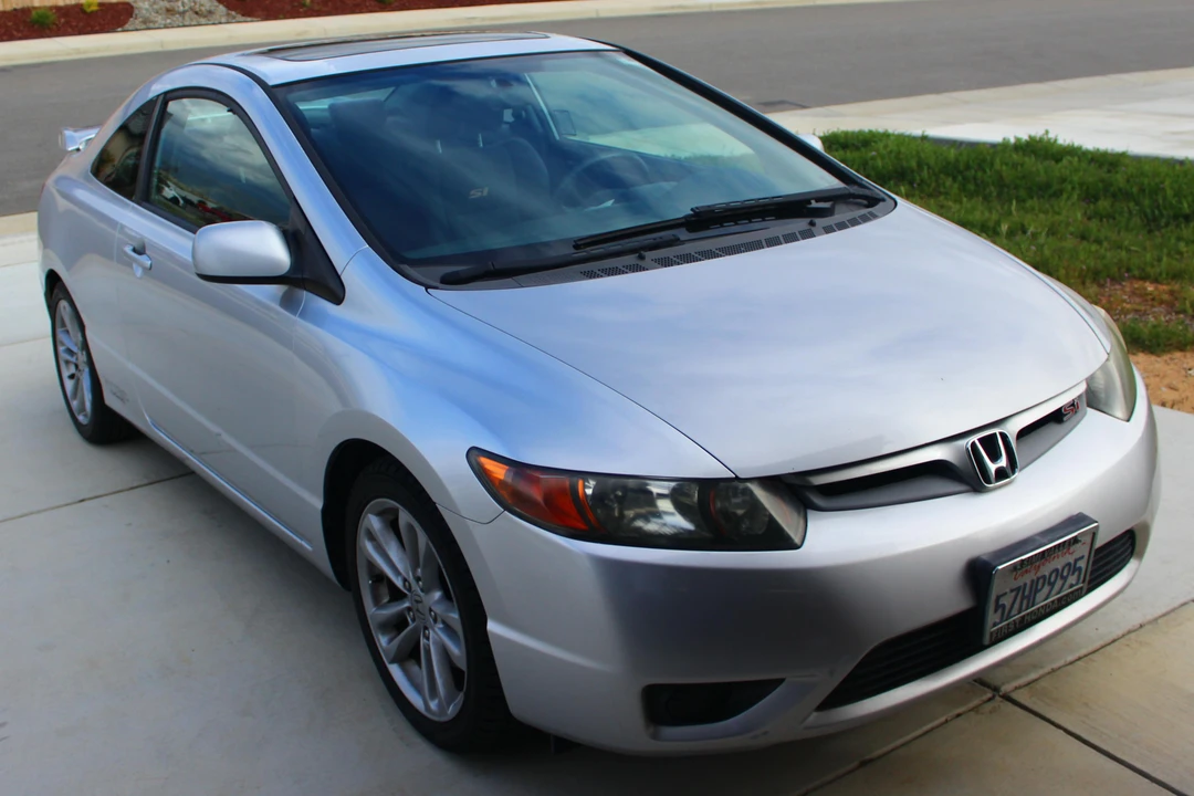 2007 Honda Civic Si 8th Gen - Image 2 of 4