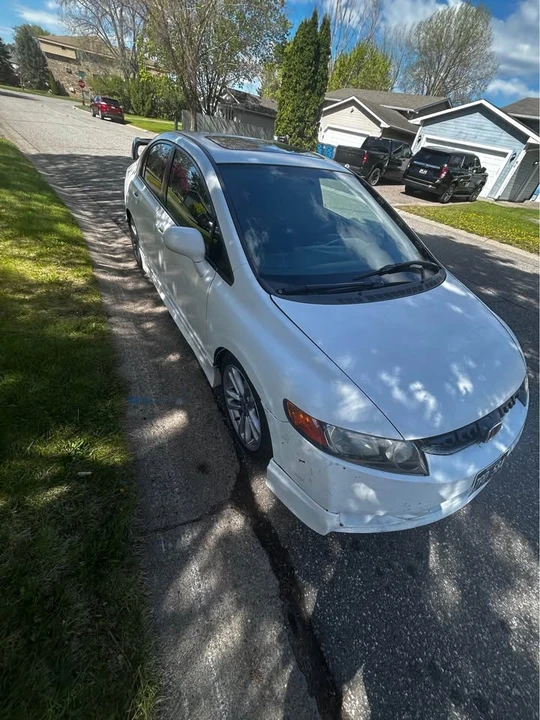 2007 Honda Civic Si 8th Gen - Image 2 of 10