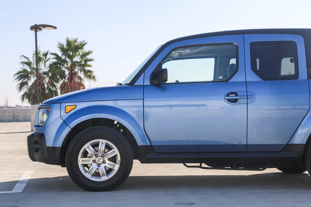 2007 Honda Element - Image 28 of 31