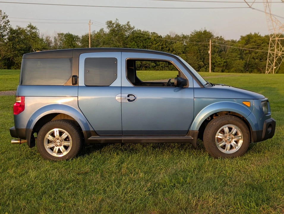 2007 Honda Element - Image 9 of 31